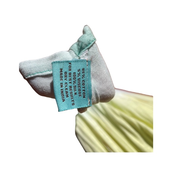 Letarte Ombre Layered Chiffon Halter Dress - Picture 10 of 13